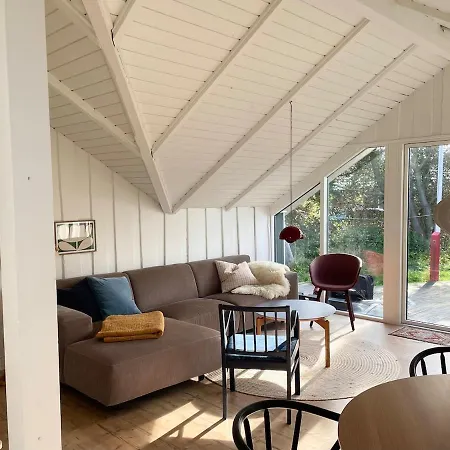 Dom wakacyjny Cozy Close To The For 5 People