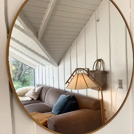 Cozy Close To The For 5 People